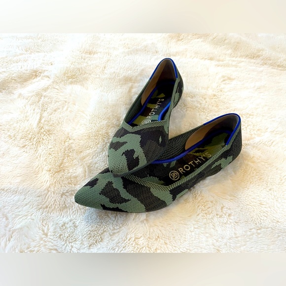 Rothy’s - Point Flat - Picture 6 of 6